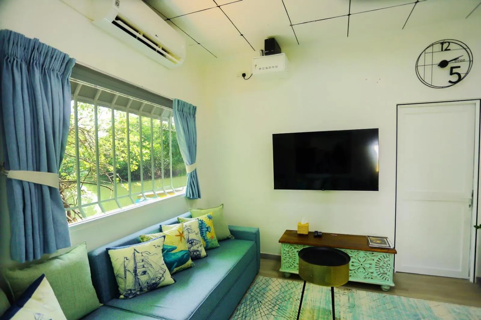 Mangrove Lagoon Villa Negombo